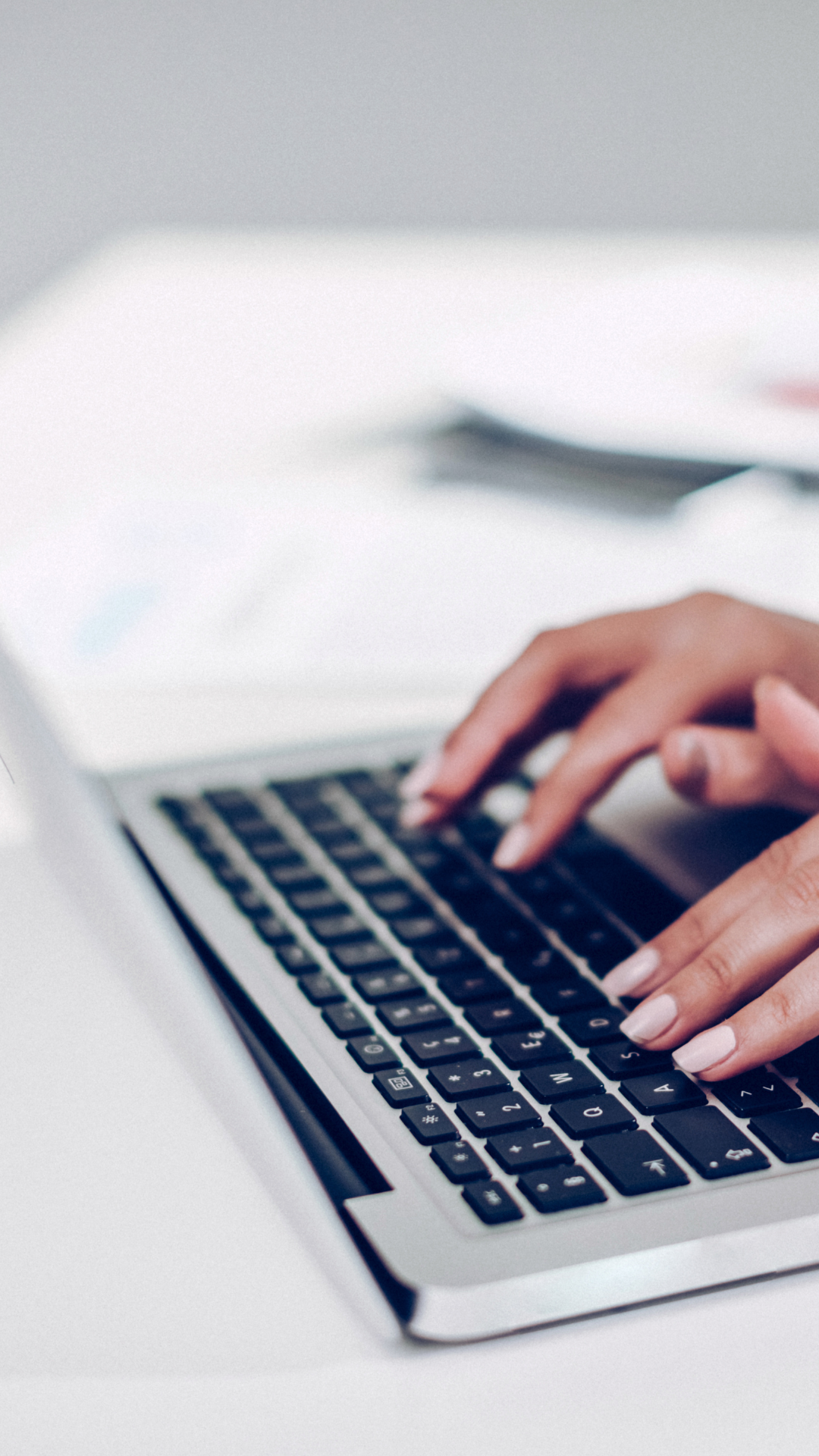 Work Less, Create More: How to Turn AI Into a Creative Teammate